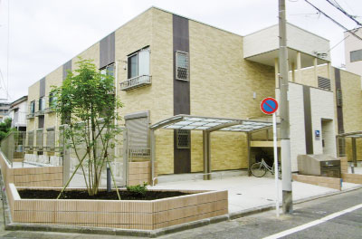 2015年完成のアパート「ソレイユA・B」は亀有駅から徒歩10分と好立地