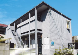 はじめて建てた「自転車付きアパート」。築17年とは思えないほどキレイです。